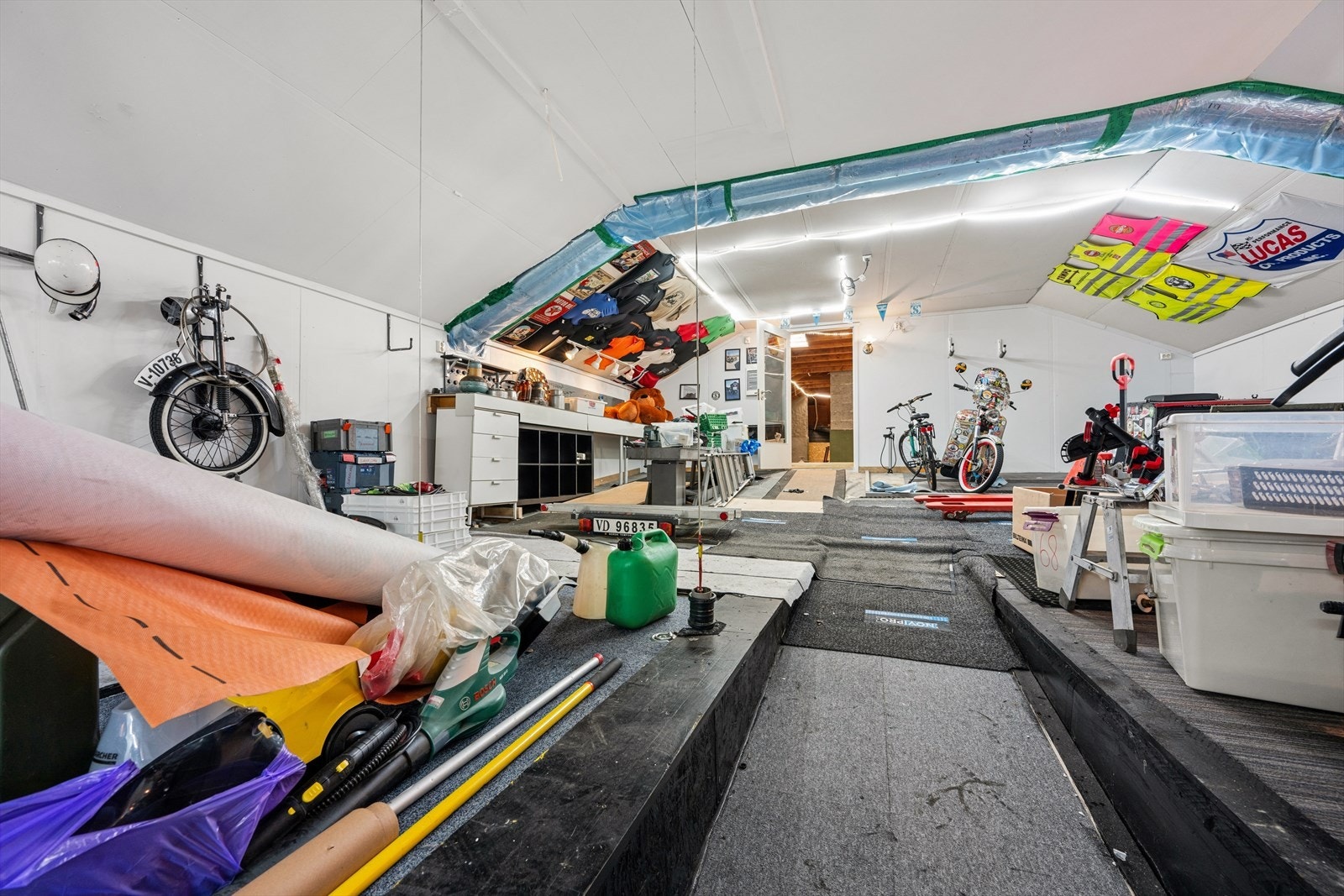 Stort, uinnredet kaldtloft med et betydelig lagringspotensial. Galleribilde