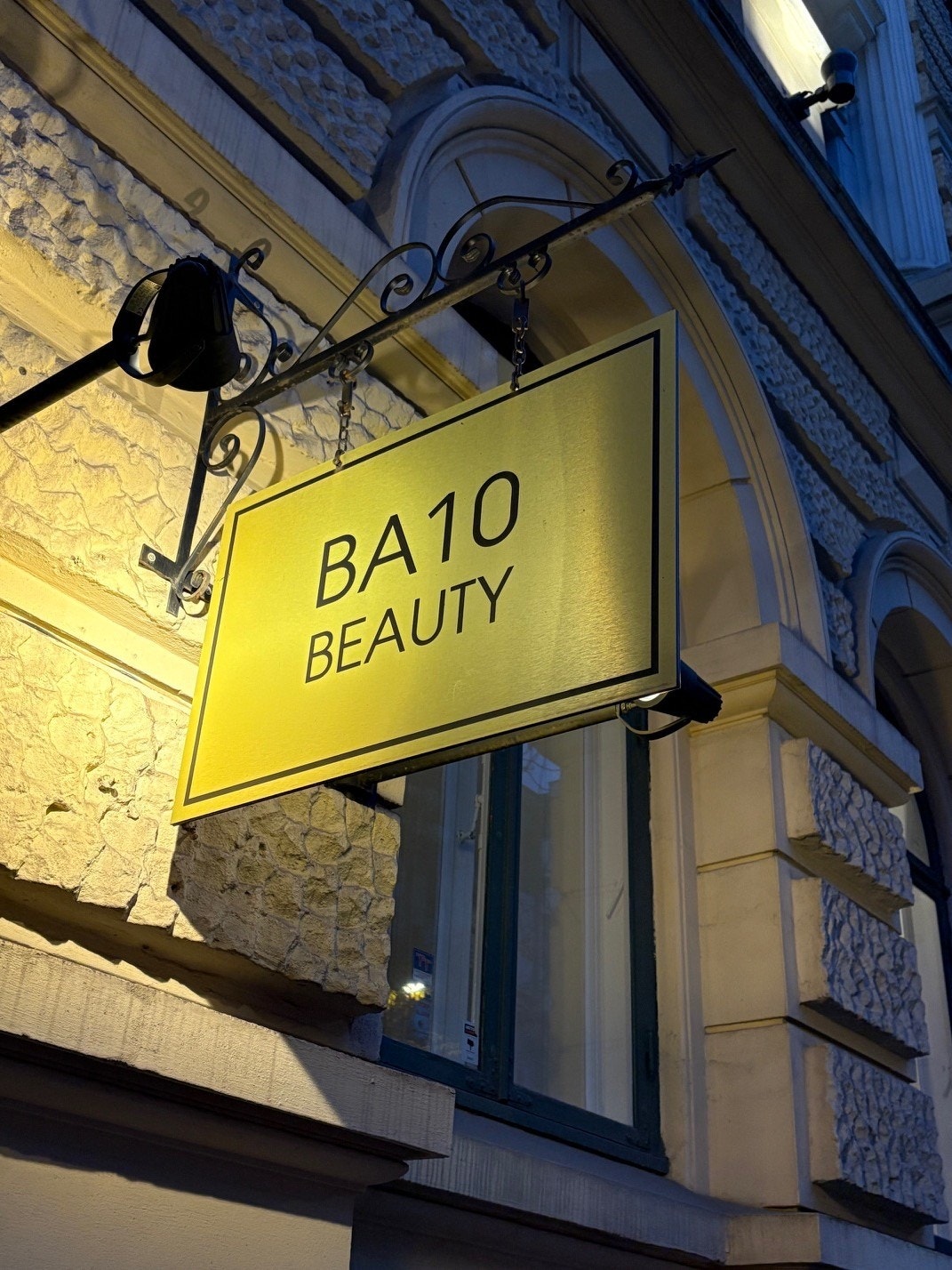 BA 10 Beauty Galleribilde