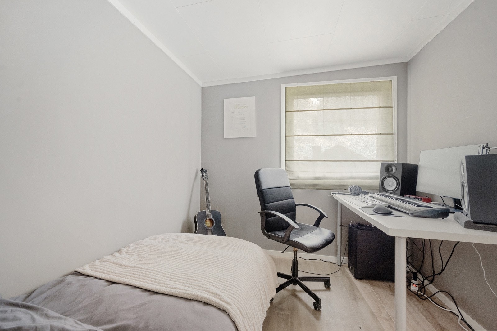 Her har du rikelig med plass til hele familien, gjester eller hjemmkontor. Galleribilde