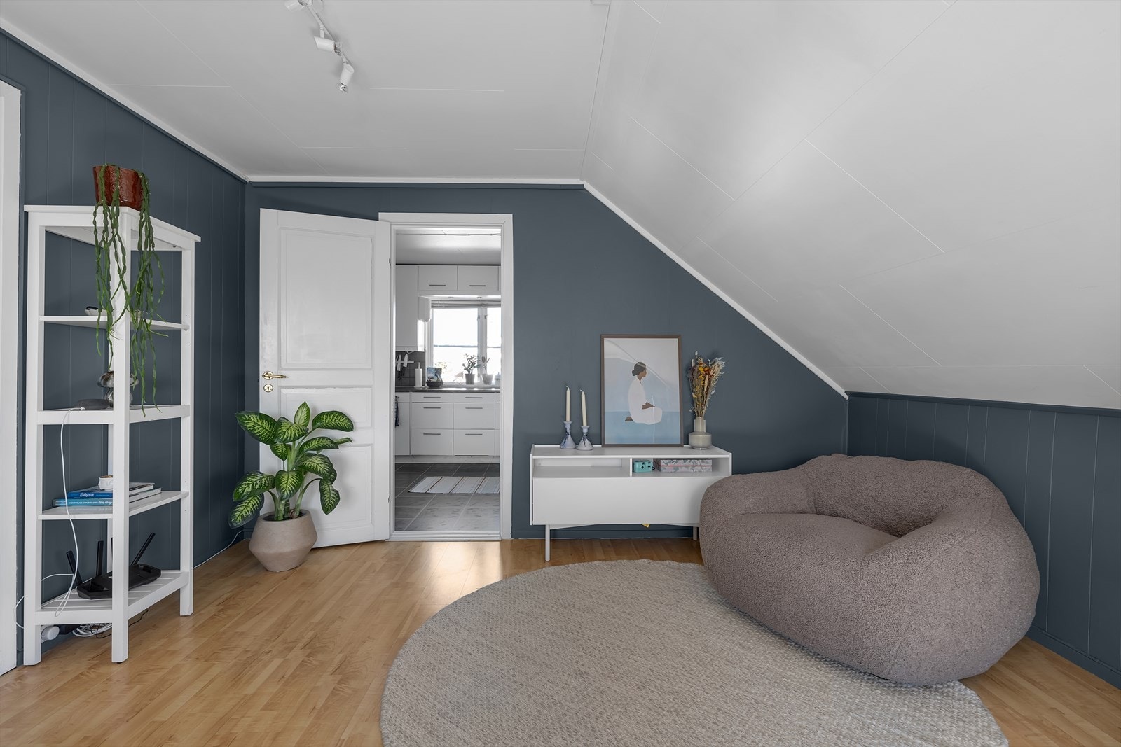 Stue/kjøkken - utleie Galleribilde