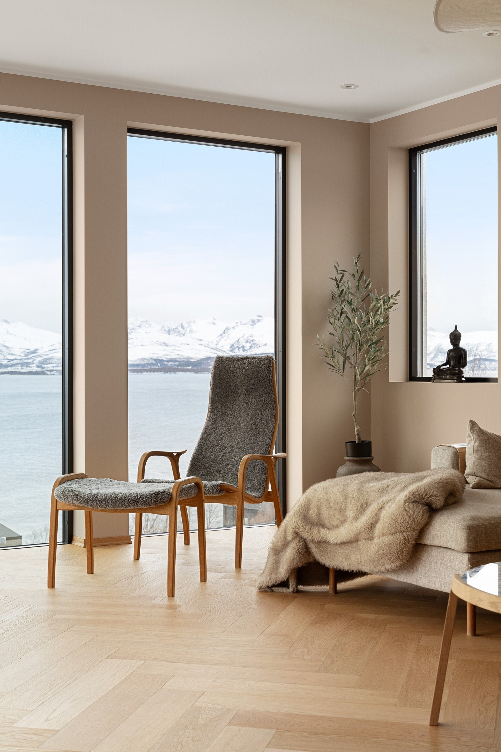 Det er smarthus løsning på lys og varme i huset.