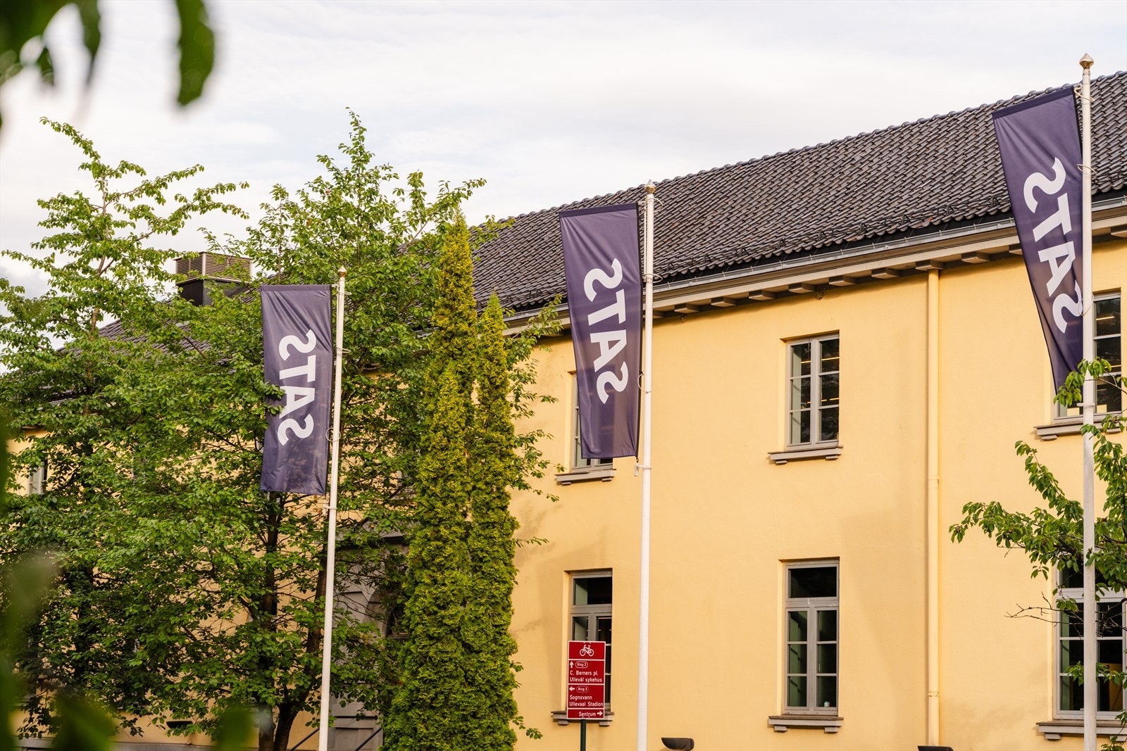 SATS Adamstuen ligger i nærområdet, og det er et godt utvalg av treningstilbud i området Galleribilde