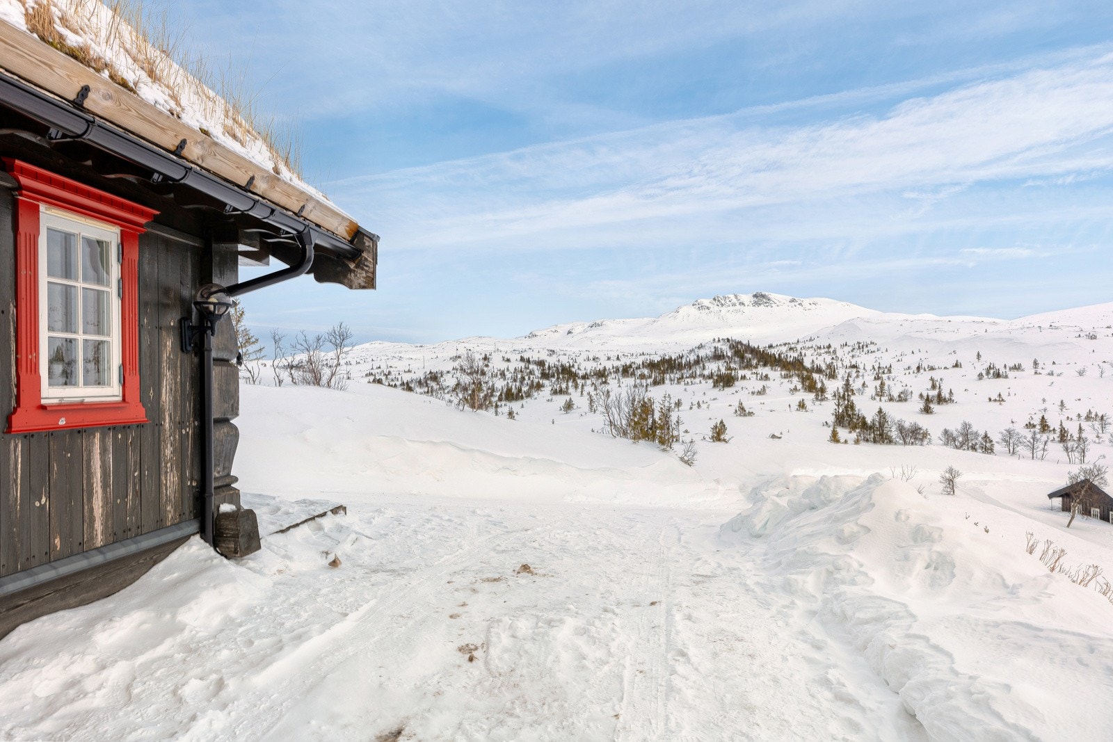 I bakgrunnen ser man Ranten. Et populært turmål både sommer og vinter Galleribilde