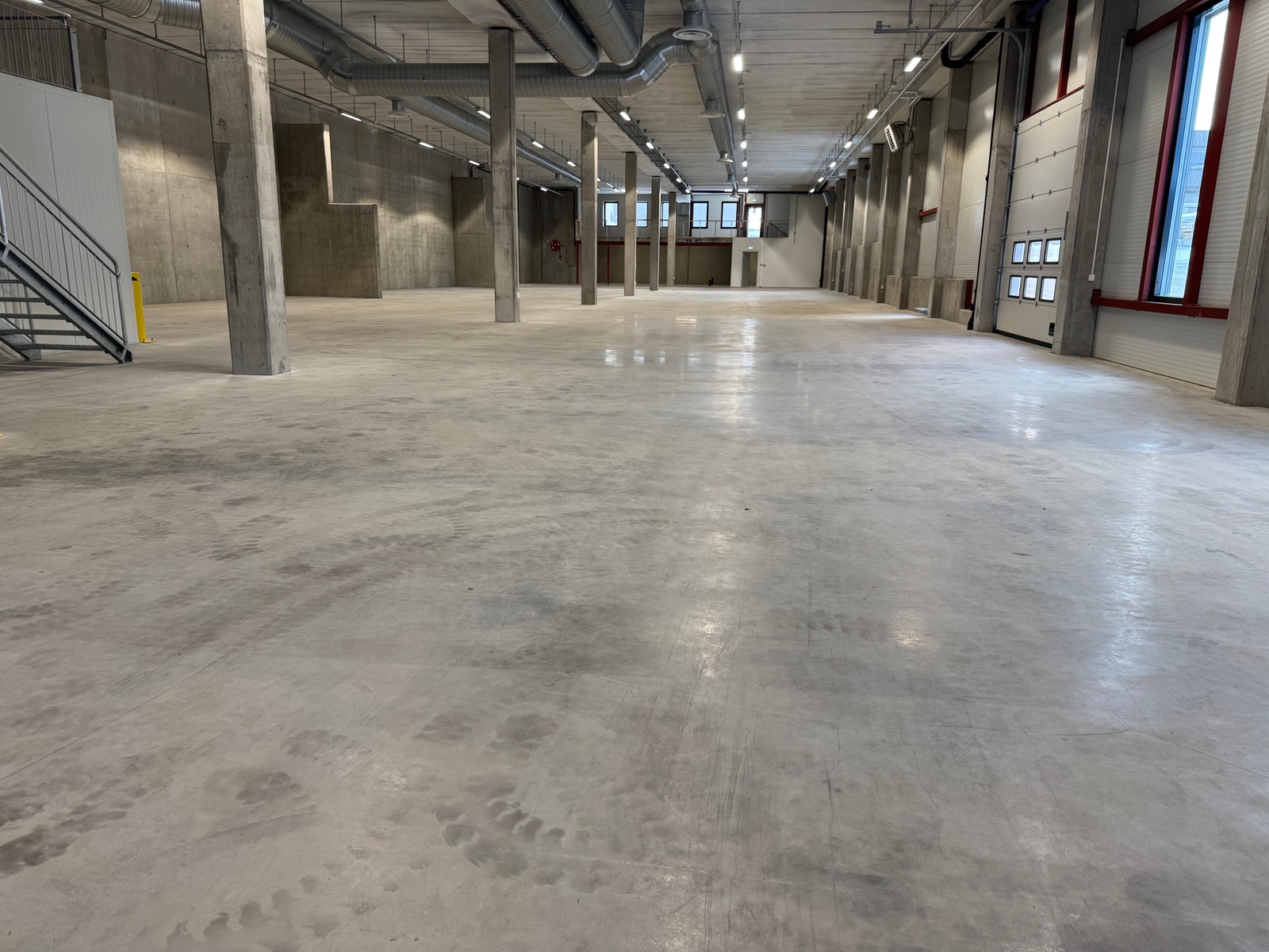Hall mot messanin Galleribilde