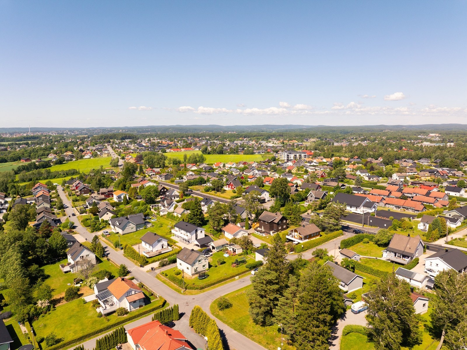 Nabolaget er lite trafikkert og utpreget barnevennlig. Galleribilde