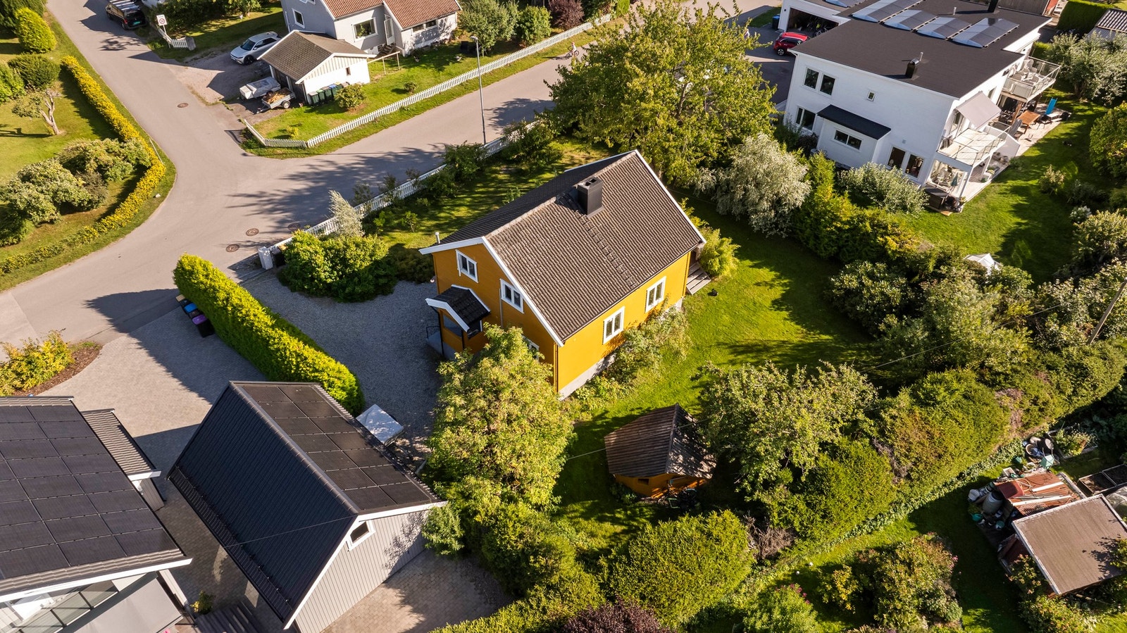 Her er det trafikkstille og fredelig, samtidig som beliggenheten oppleves sentral og lettvint i hverdagen. Galleribilde