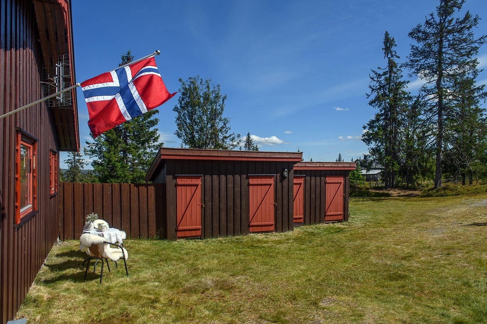 God plass til parkering på egen tomt. Galleribilde