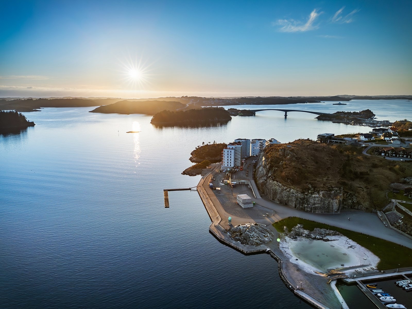 Sjøen som nærmeste nabo Galleribilde