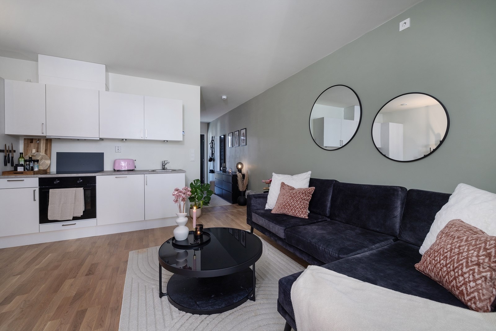 Leiligheten er utstyrt med balansert ventilasjon som sikrer et godt inneklima. Galleribilde