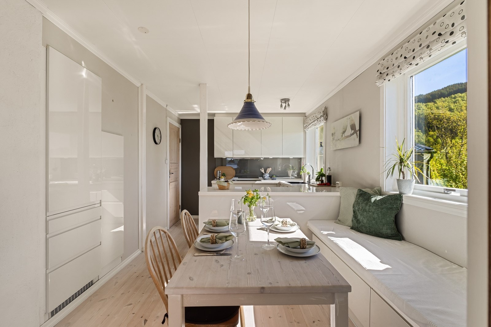 Et ideelt samlingspunkt for gode måltider og hyggelige stunder med familie og venner. Galleribilde