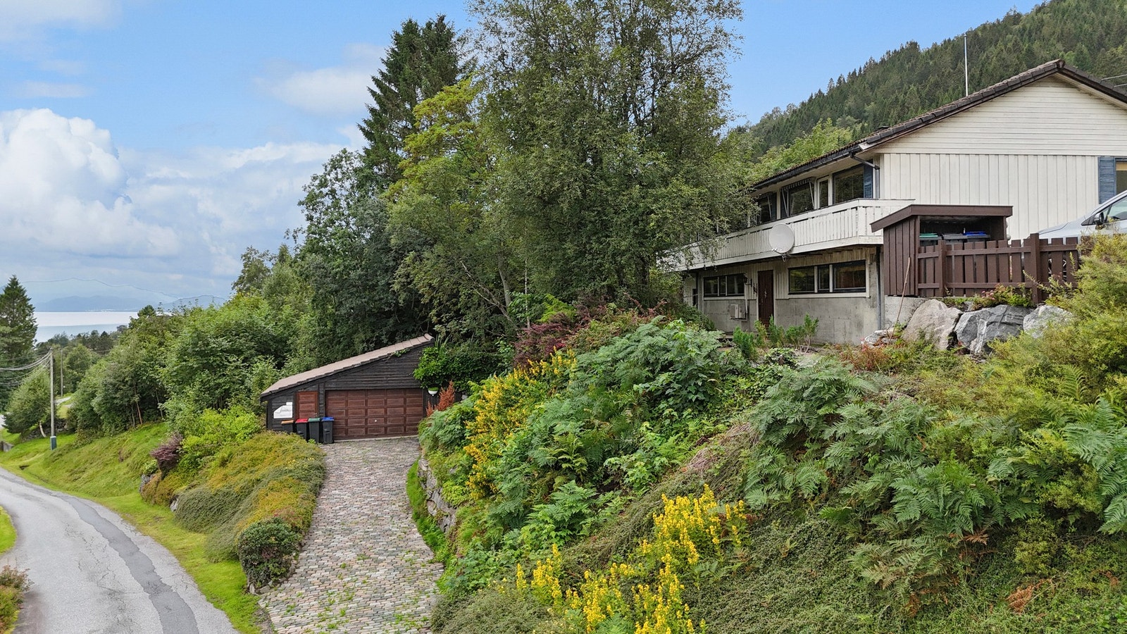 Dobbelgarasje på 44 m². Galleribilde