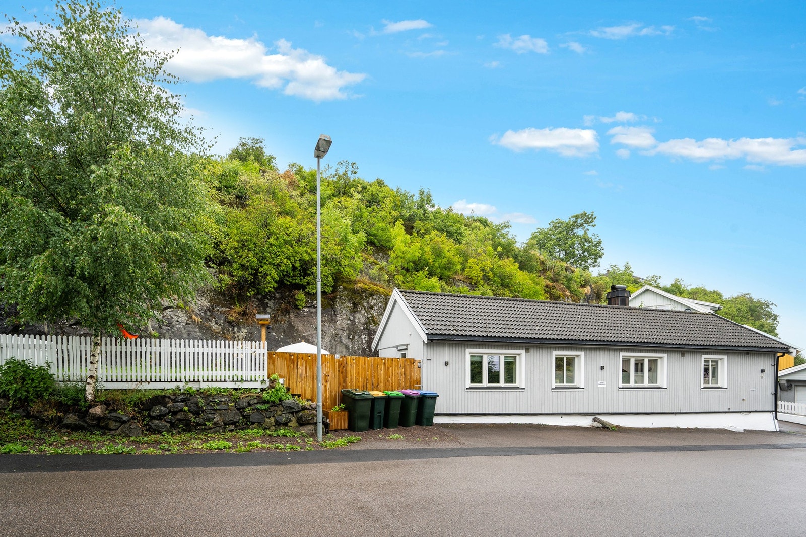 PrivatMegleren Holmestrand v/Nikolai Nordqvist har gleden av å presentere Nordre Klev 14. Foto: Kristian T. Bollæren. Galleribilde