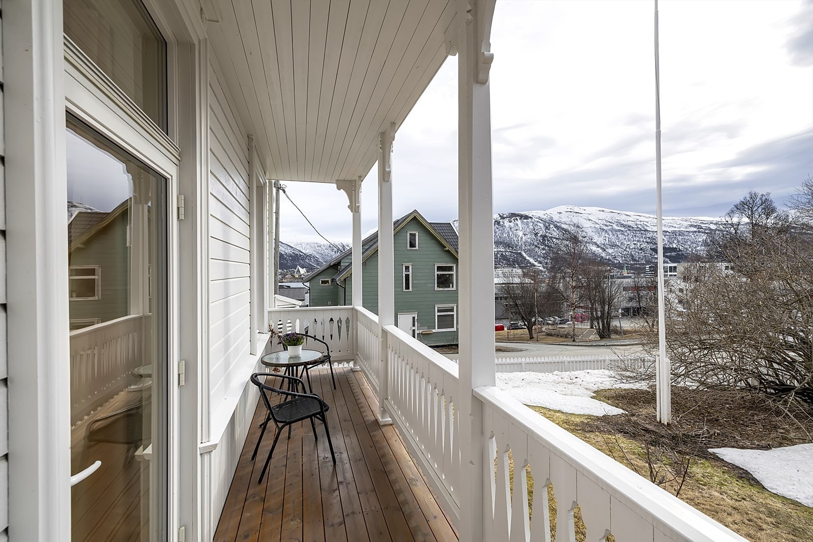 Sørvendt veranda Galleribilde