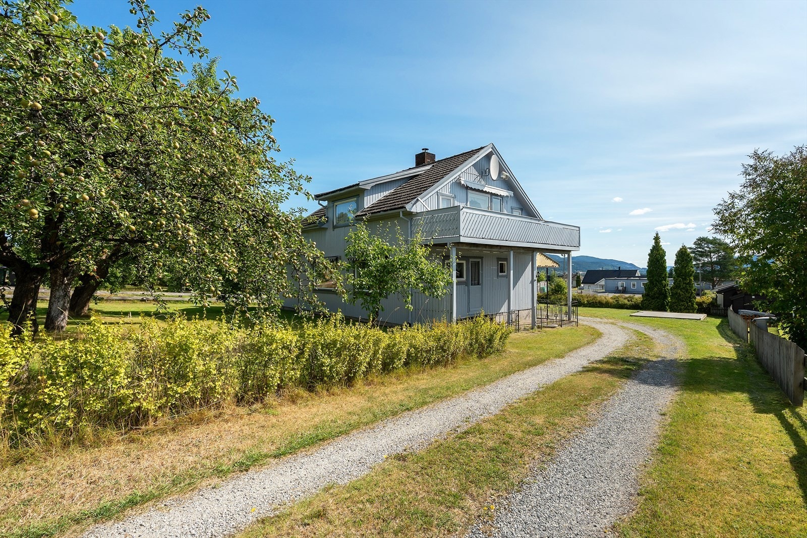 Velkommen til Semsmoveien 71. Foto: Diakrit AS. Galleribilde