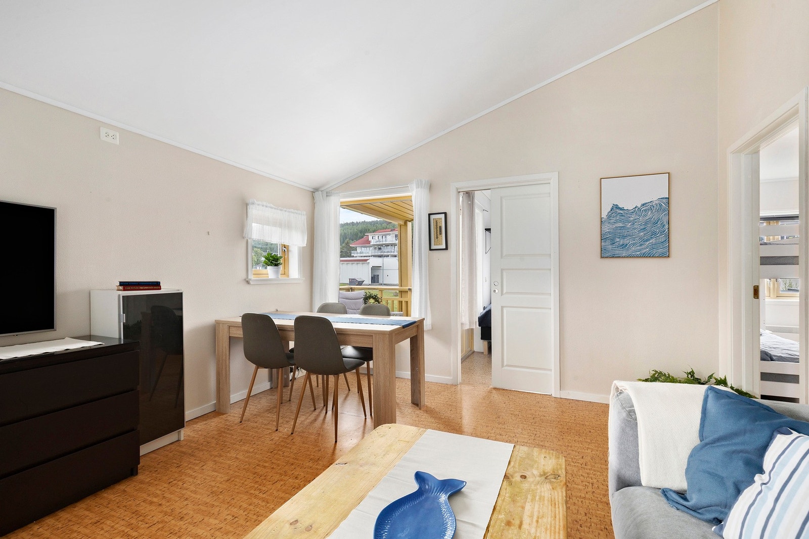 Her er det fleksible møbleringsmuligheter med god plass til ønsket møblement. Galleribilde