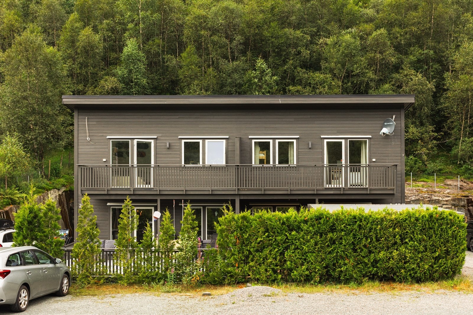 - Bosett deg i dette familievennlige området, med kort vei til skoler, barnehager og buss - Galleribilde