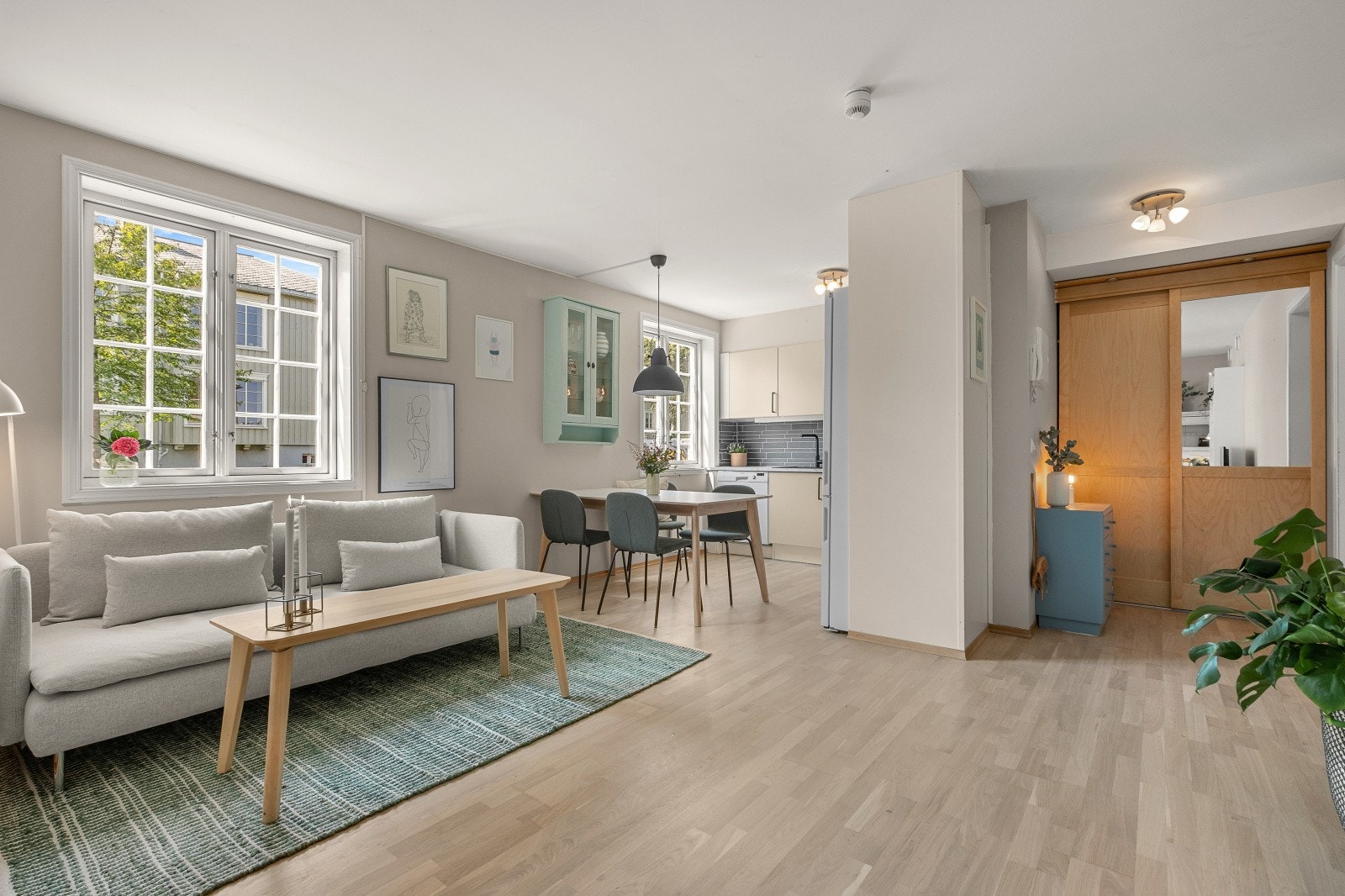 Velkommen til Kyavegen 10! En lys og innbydende andelsleilighet på populære Persaunet. Galleribilde
