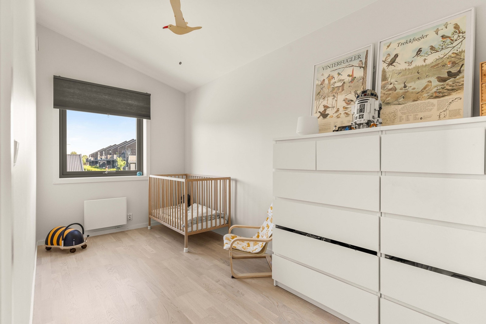 Det tredje soverommet er også av god størrelse, med plass til seng og oppbevaring. Galleribilde