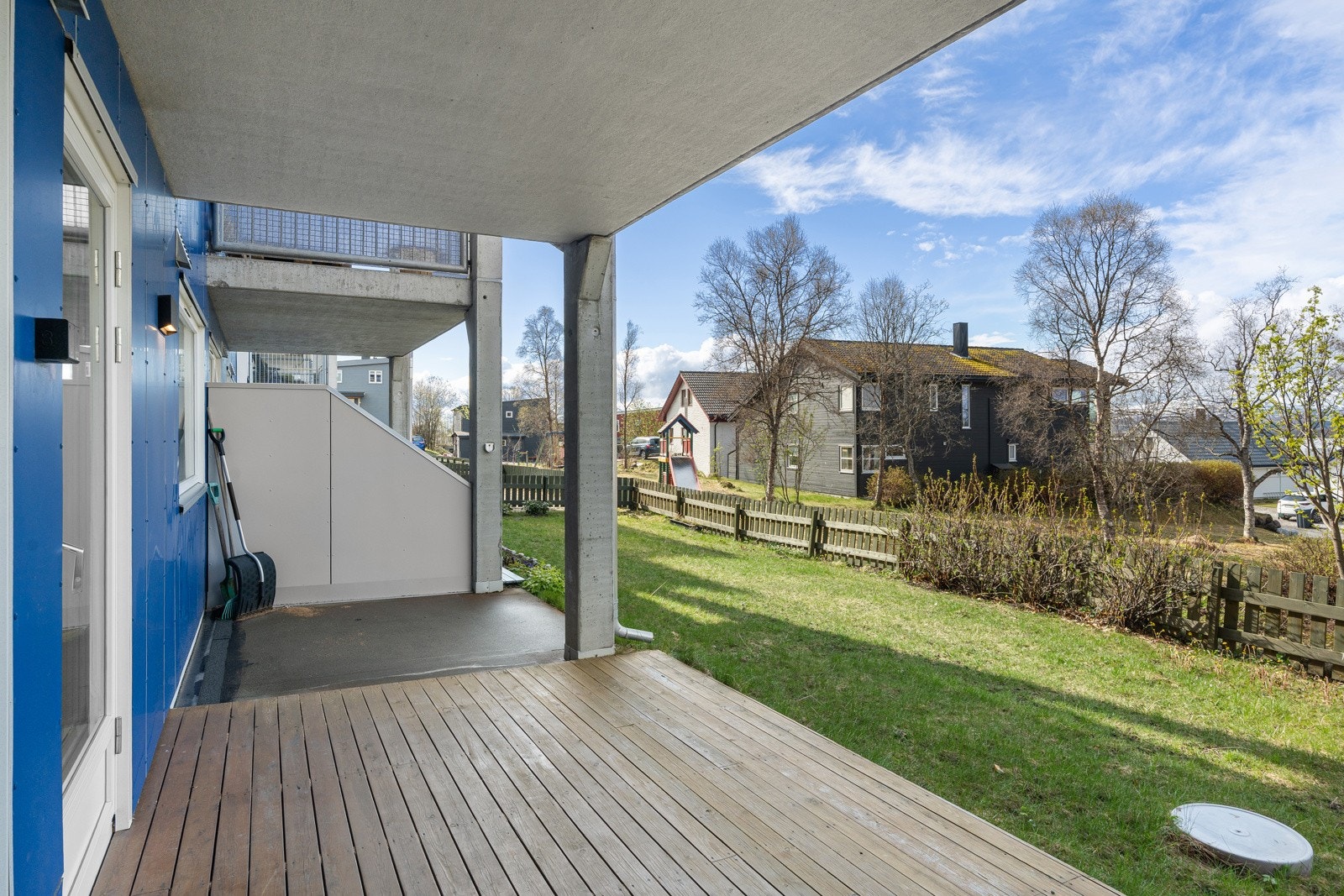God plass til hagemøbler og grill.