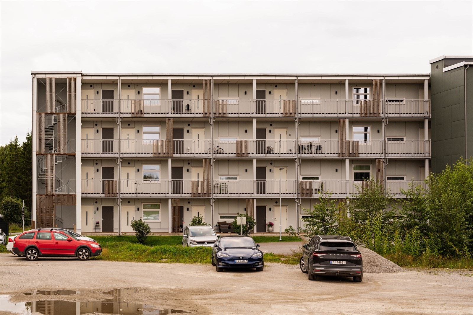Leiligheten ligger i 4.etg i dette bygget fra 2020. Galleribilde