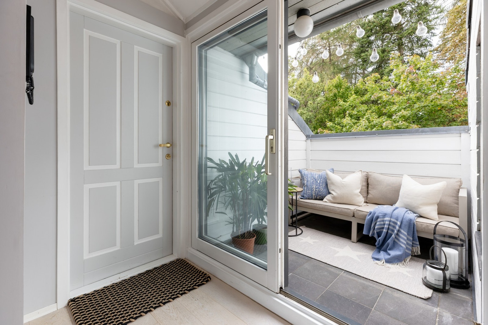 Takterrassen byr på gode solforhold fra ettermiddagen - perfekt for å nyte solen og lange, sene sommerkvelder. Galleribilde