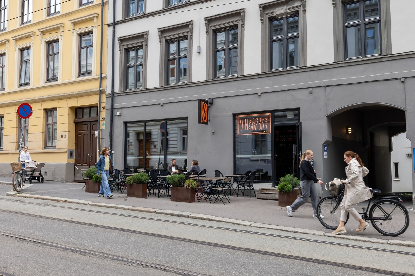 Kort vei til grønne parker og rekreasjonsområder, samtidig som Oslo sentrum er lett tilgjengelig til fots, på sykkel eller med kollektivtransport. Galleribilde