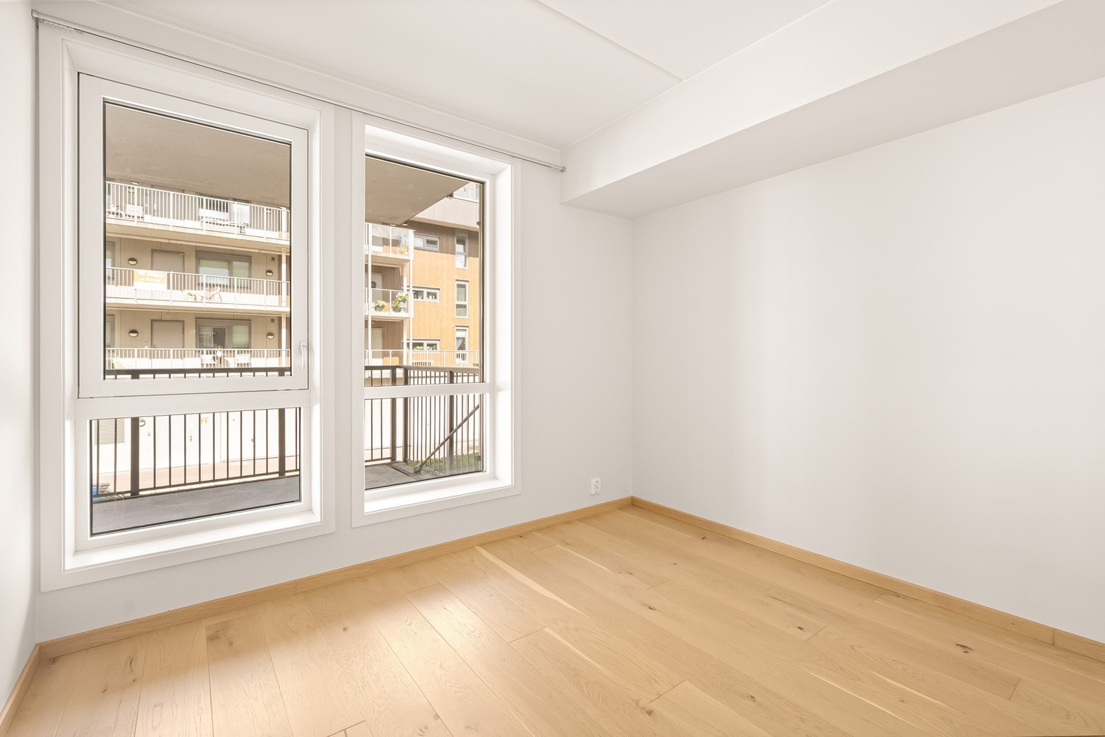 Hovedsoverommet er av god størrelse med plass til dobbeltseng. Galleribilde