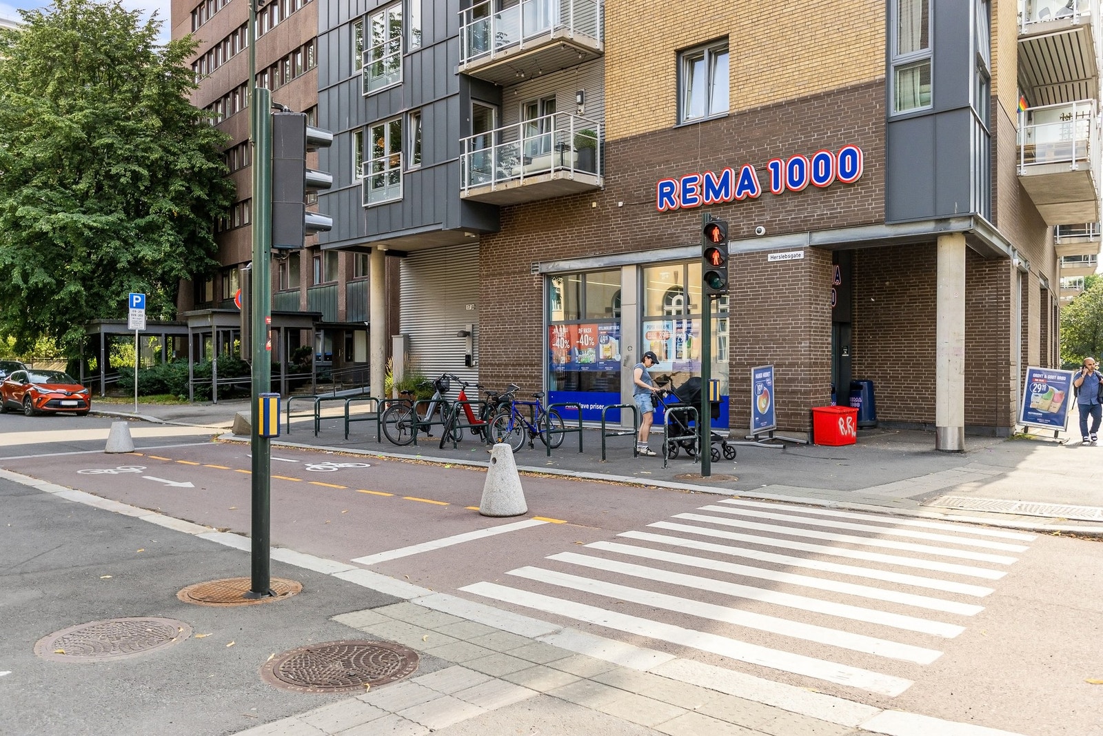 Kort gange til dagligvarehandelen. Galleribilde