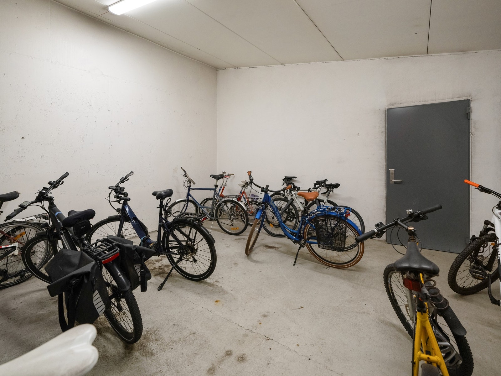 Det er også rikelig med sykkelparkering her. Galleribilde