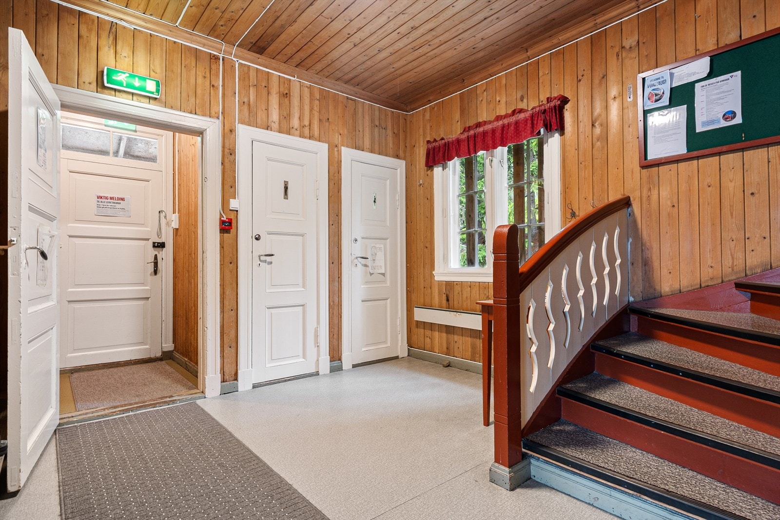 Stor og flott gang. Galleribilde