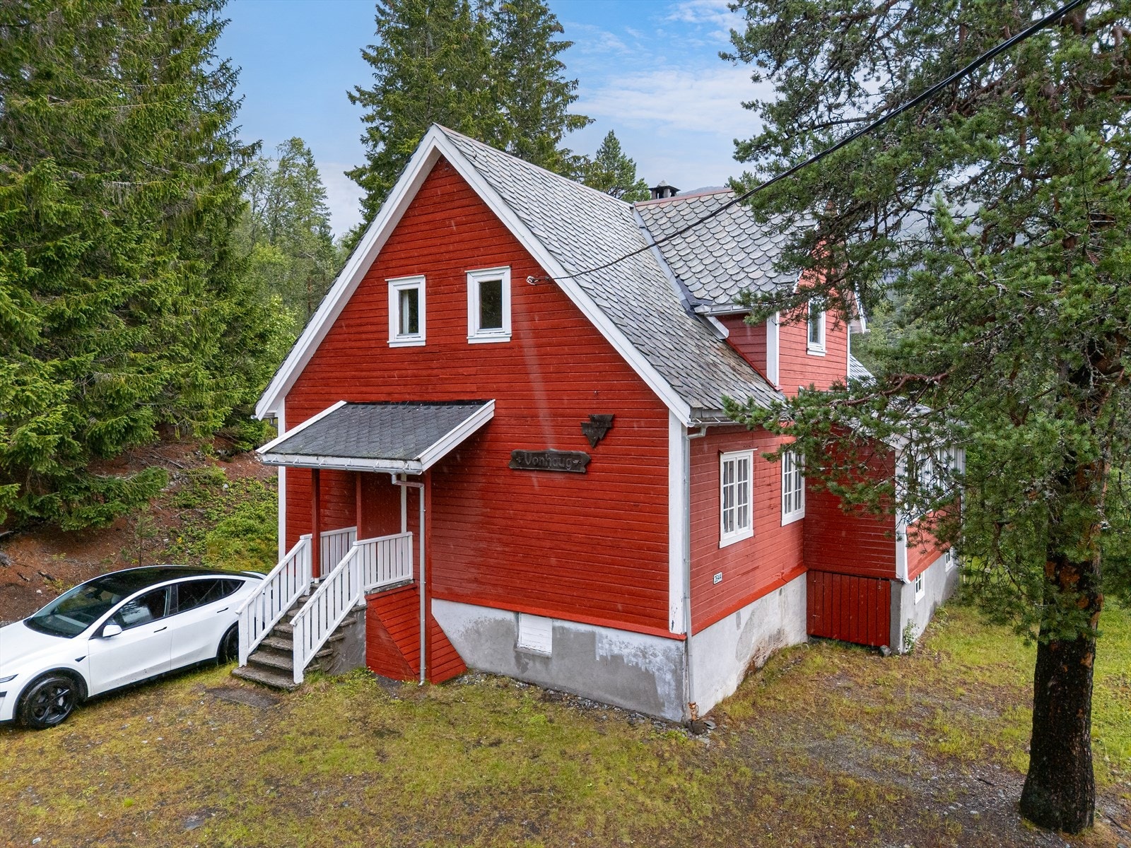 Omlag 50 minutter kjøring fra Voss finner du Mjølfjell som er et svært populært hytteområde. Galleribilde