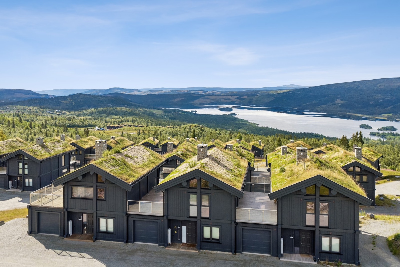Sameiets plassering gjør at du kan nyte fjellet i en stille og rolig atmosfære, samtidig som det er kort vei til Beitostølen sentrum med alle sine fasiliteter. Galleribilde