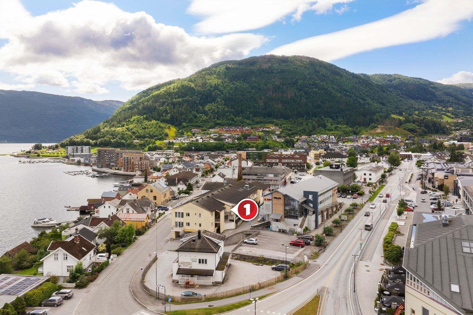 Frå leilegheita har du gåavstand til alt Sogndal har å by på - velkommen på visning! Galleribilde