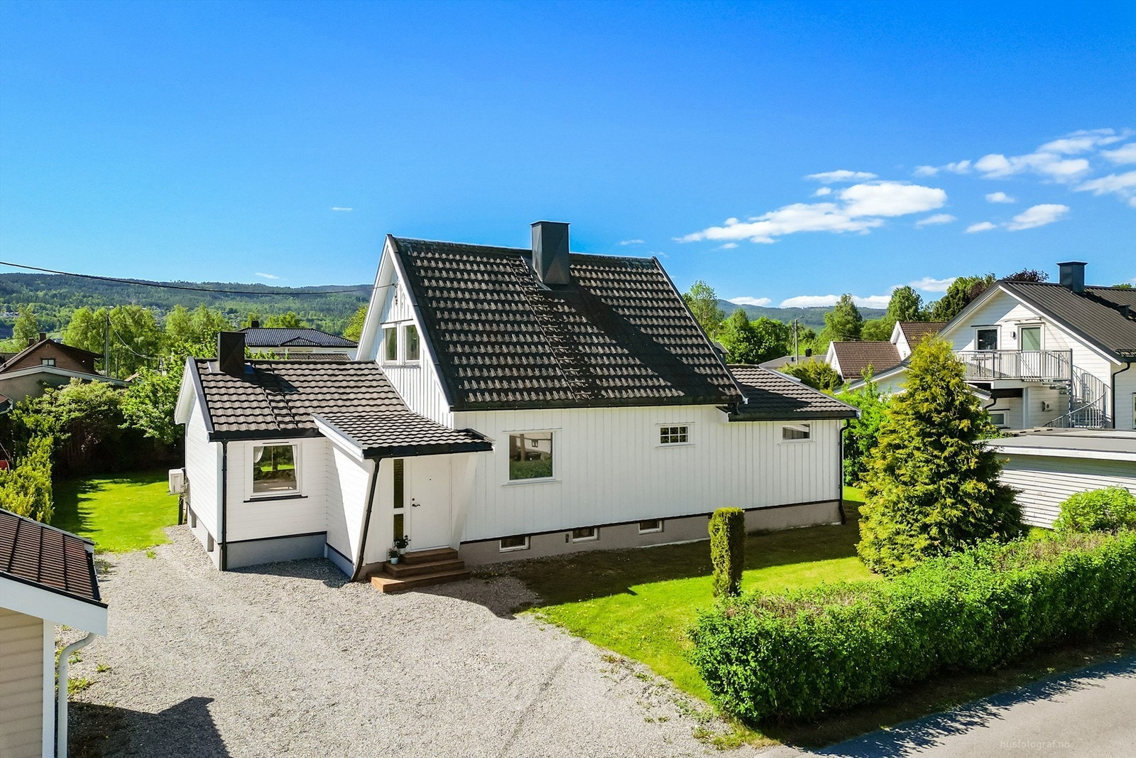 Dette er en innholdsrik enebolig med en familievennlig beliggenhet i Krokstadelva.
Foto: Haiman Askari. Galleribilde