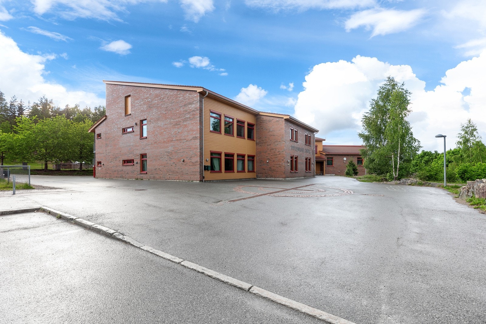 Frydenlund barneskole Galleribilde