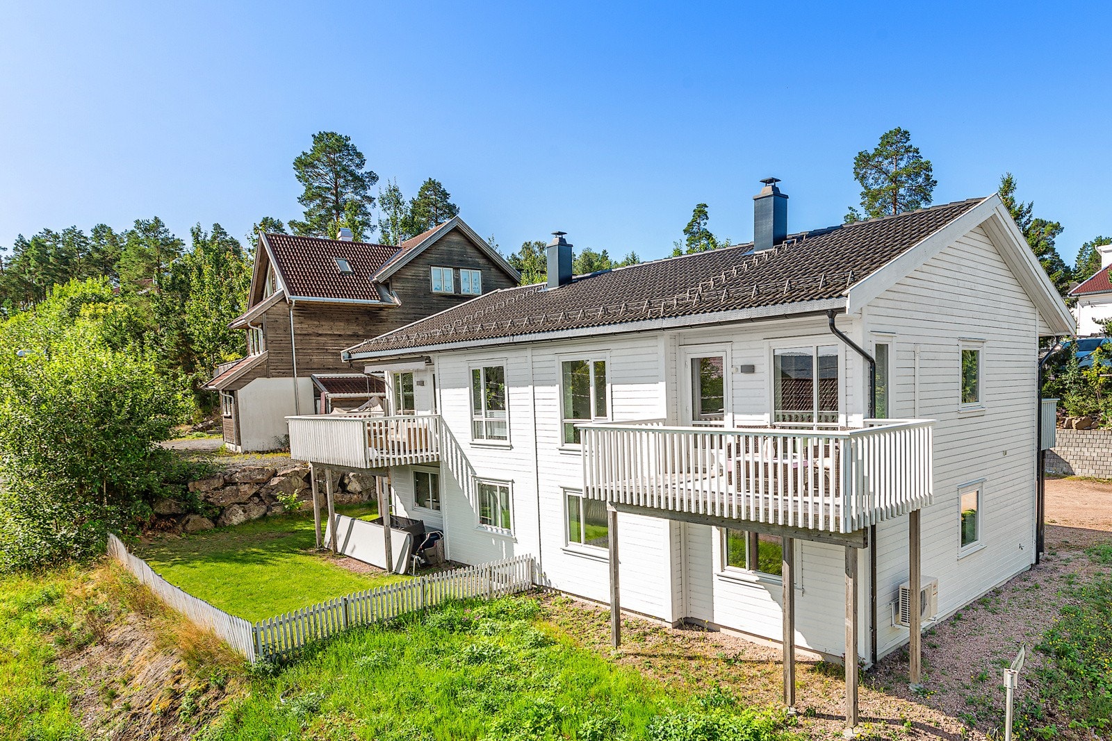 Halvpart av tomannsbolig med barnevenllig beliggenhet og utsikt til Oslofjorden. Foto: Digit Media AS Galleribilde
