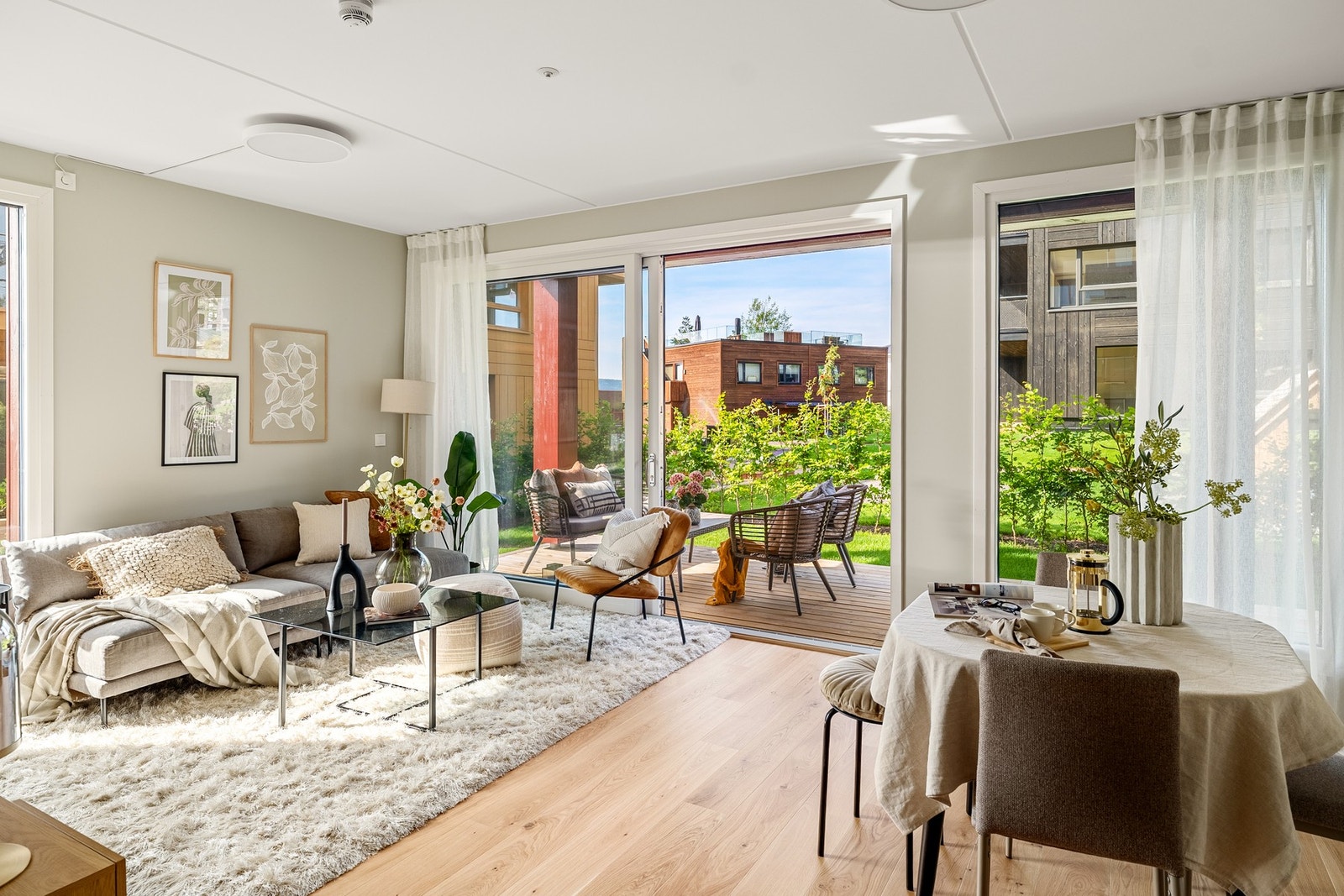 Velkommen til Ødegårds vei 54 - Presentert av Siamak Ebrahimi v/EIE eiendomsmegling.
Foto: Tigerstaden Boligfoto AS (Henrik Sporsheim) Galleribilde