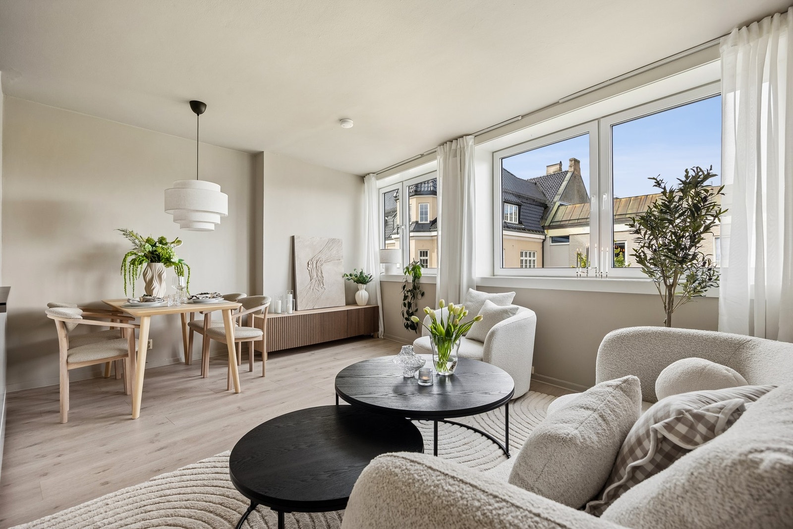 EIE eiendomsmegling ved Wibecke Olstad har gleden av å presentere denne nydelige leiligheten i Kalvskinnsgata 5! Foto: EFKT ved Aleksander Jacobsen. Galleribilde