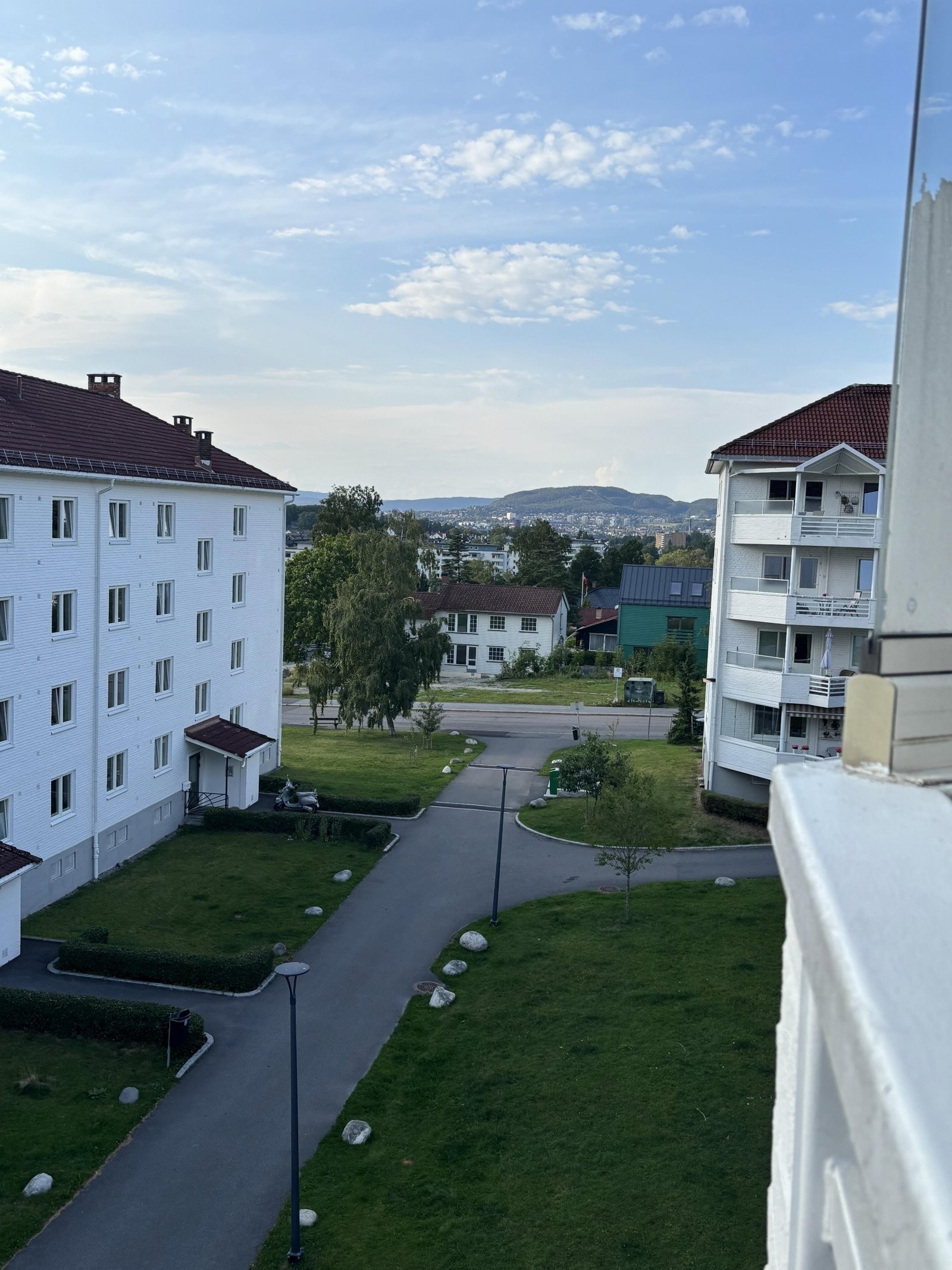 Utsikt fra balkong Galleribilde