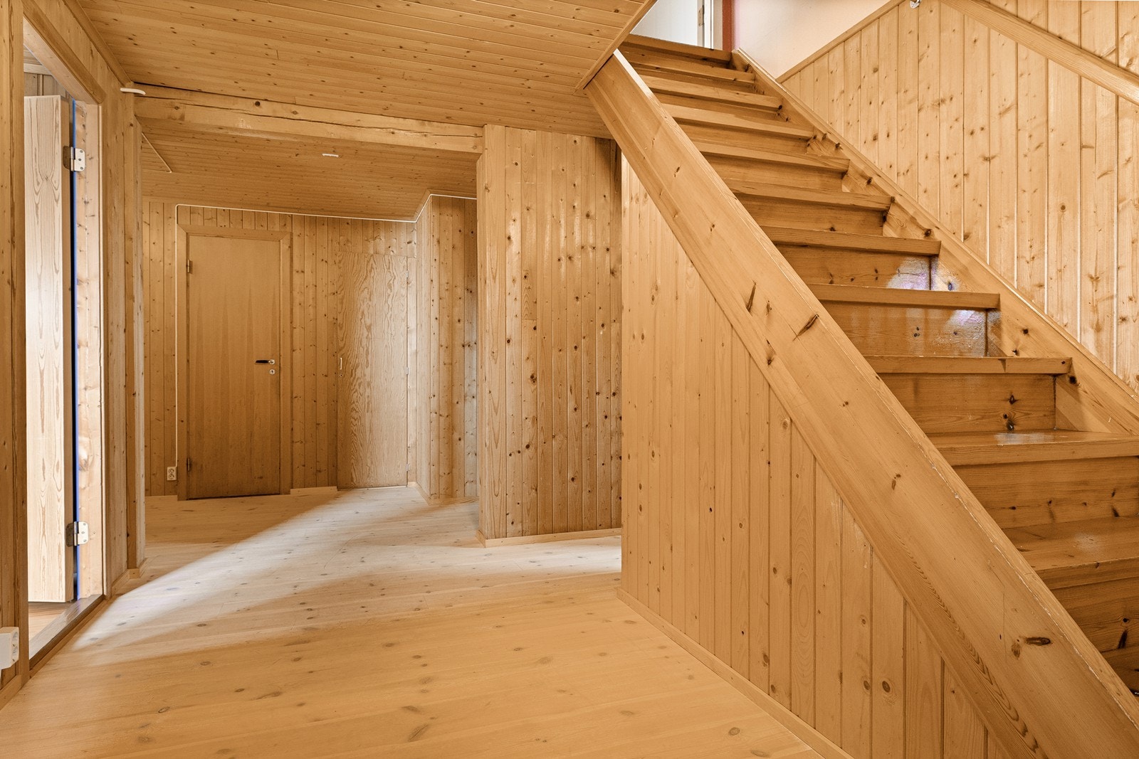 - Kjeller etasje - Galleribilde