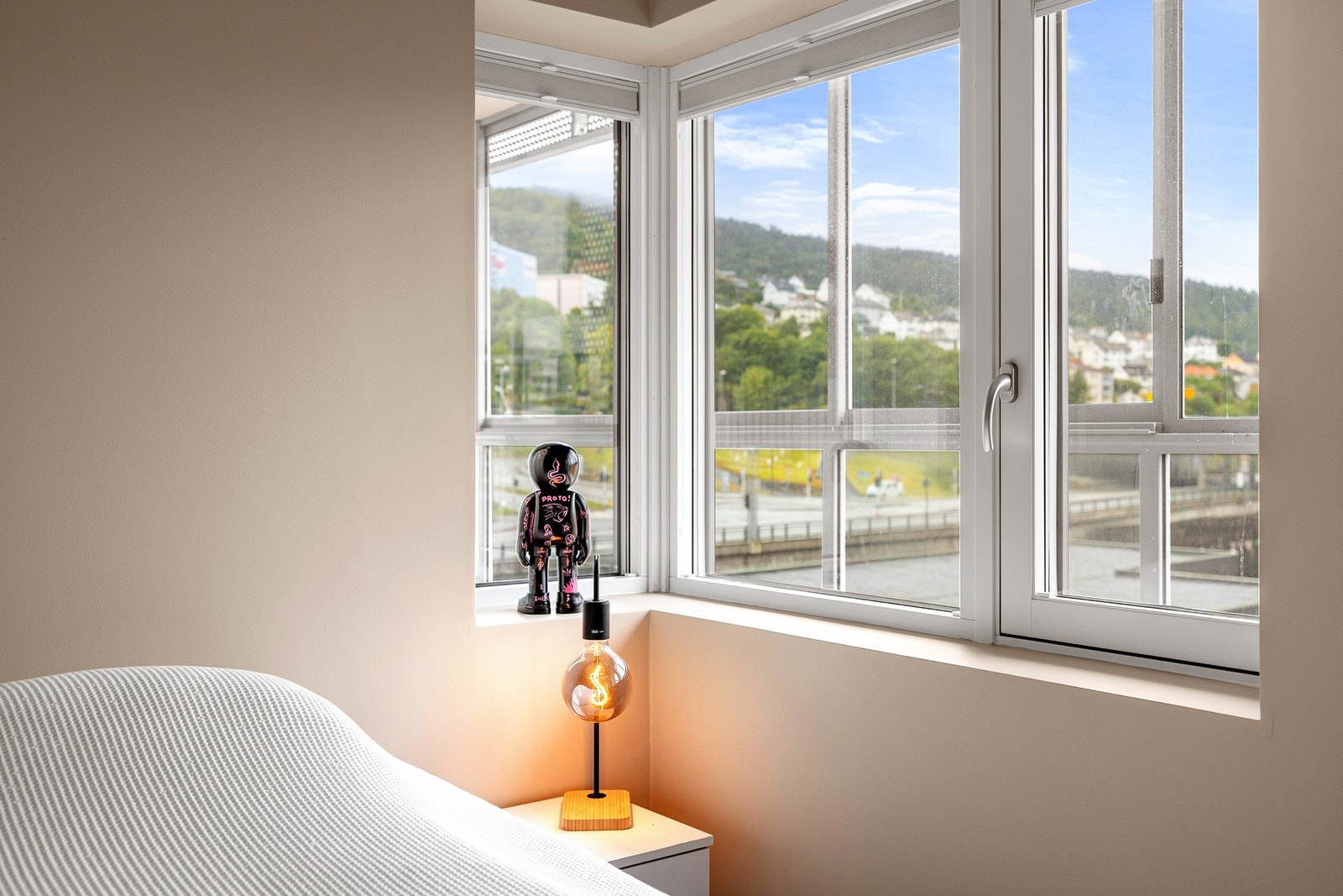 Nyt utsikten når en våkner eller kveldsolen når en skal ta kvelden Galleribilde