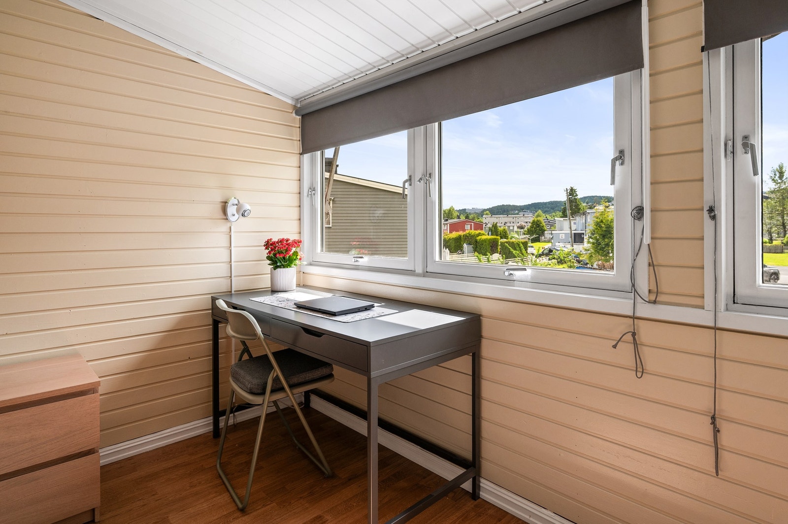 Vinduer med 2-lags pressglass fra 2015. Galleribilde