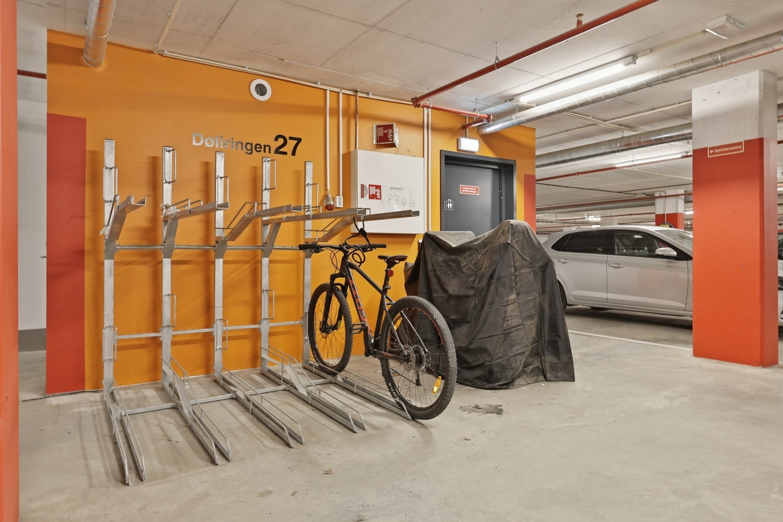 Sykkelparkering. Galleribilde