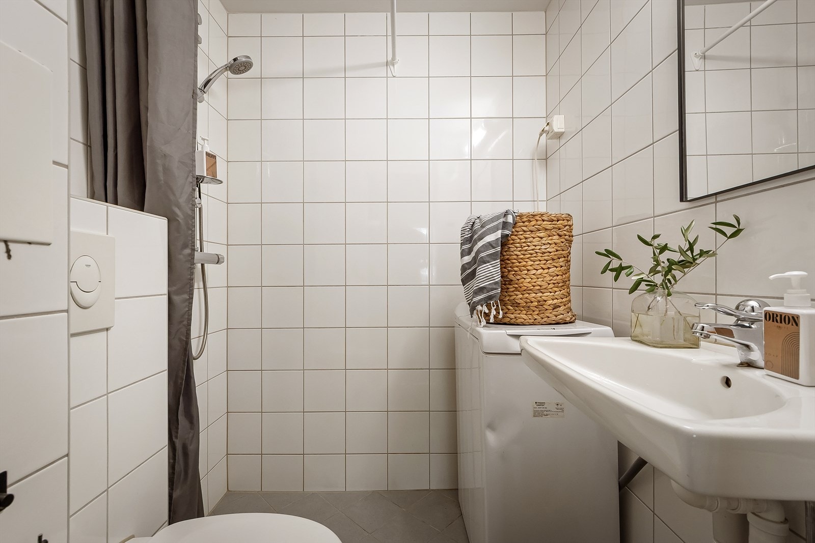 Flislagt bad rehabilitert i 2014 i regi av sameiet. Galleribilde