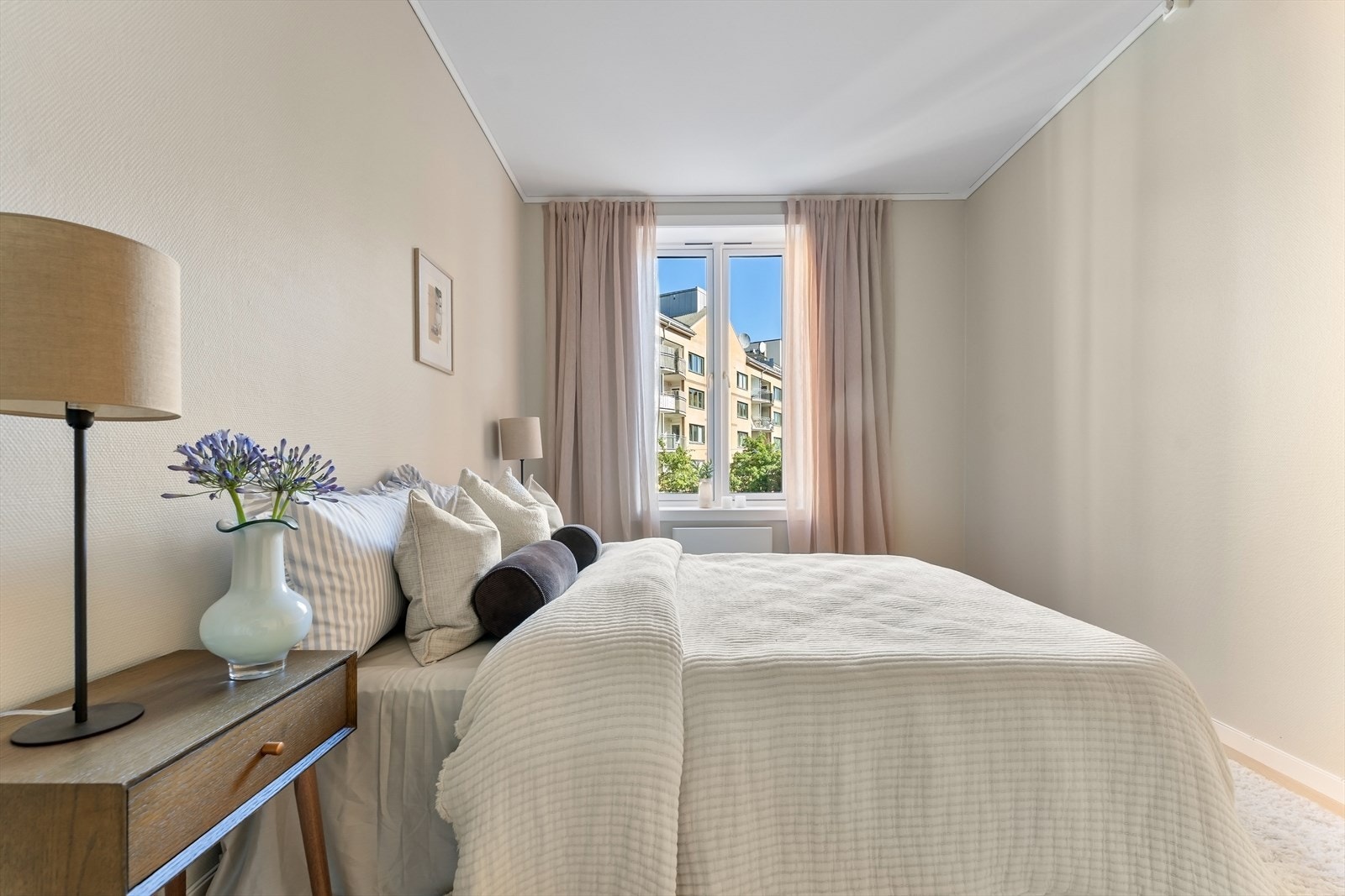 Legg merke til god avstand til neste bygg. Galleribilde