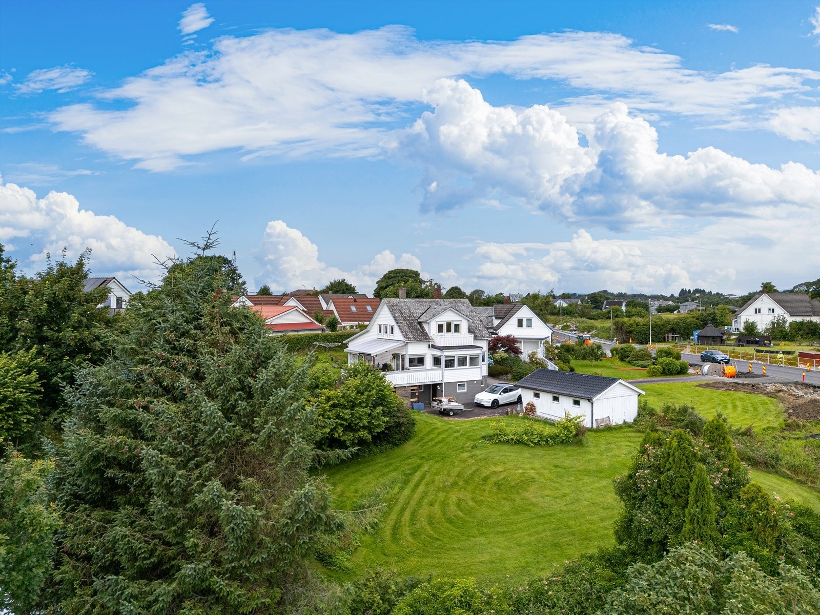 Velkommen til Vollen 4, sentralt på Storebø - Presentert av Pål Fogge/v Eiendomsmegler Norge. Galleribilde