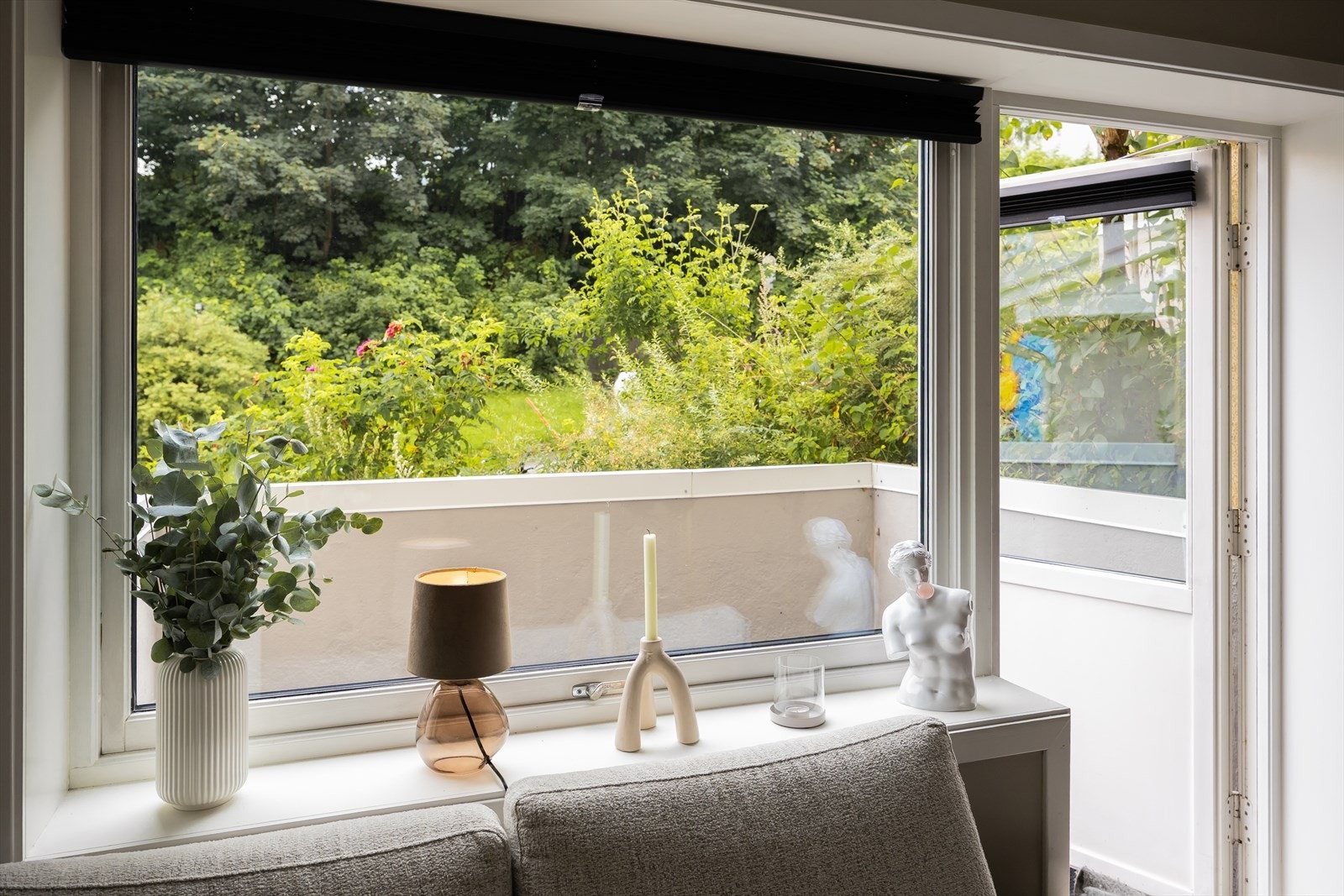 Fra stuen er det utgang til en koselig terrasse på gode 5 m². Galleribilde
