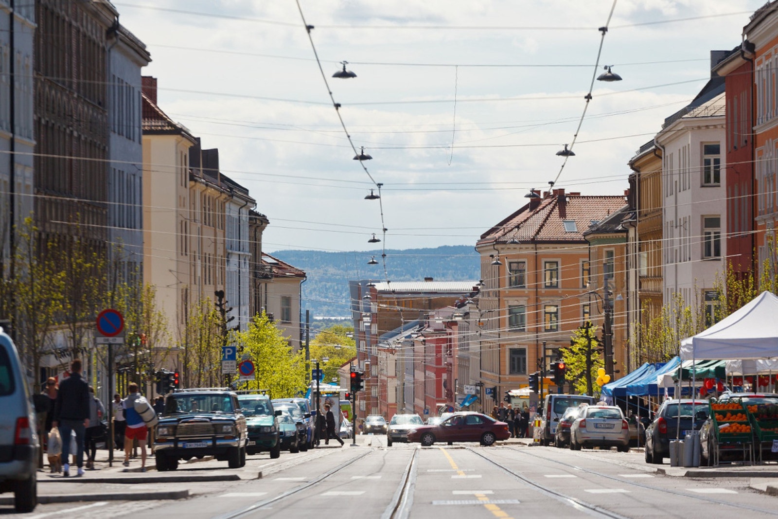 Kort gange til det yrende folkelivet på Torshov Galleribilde