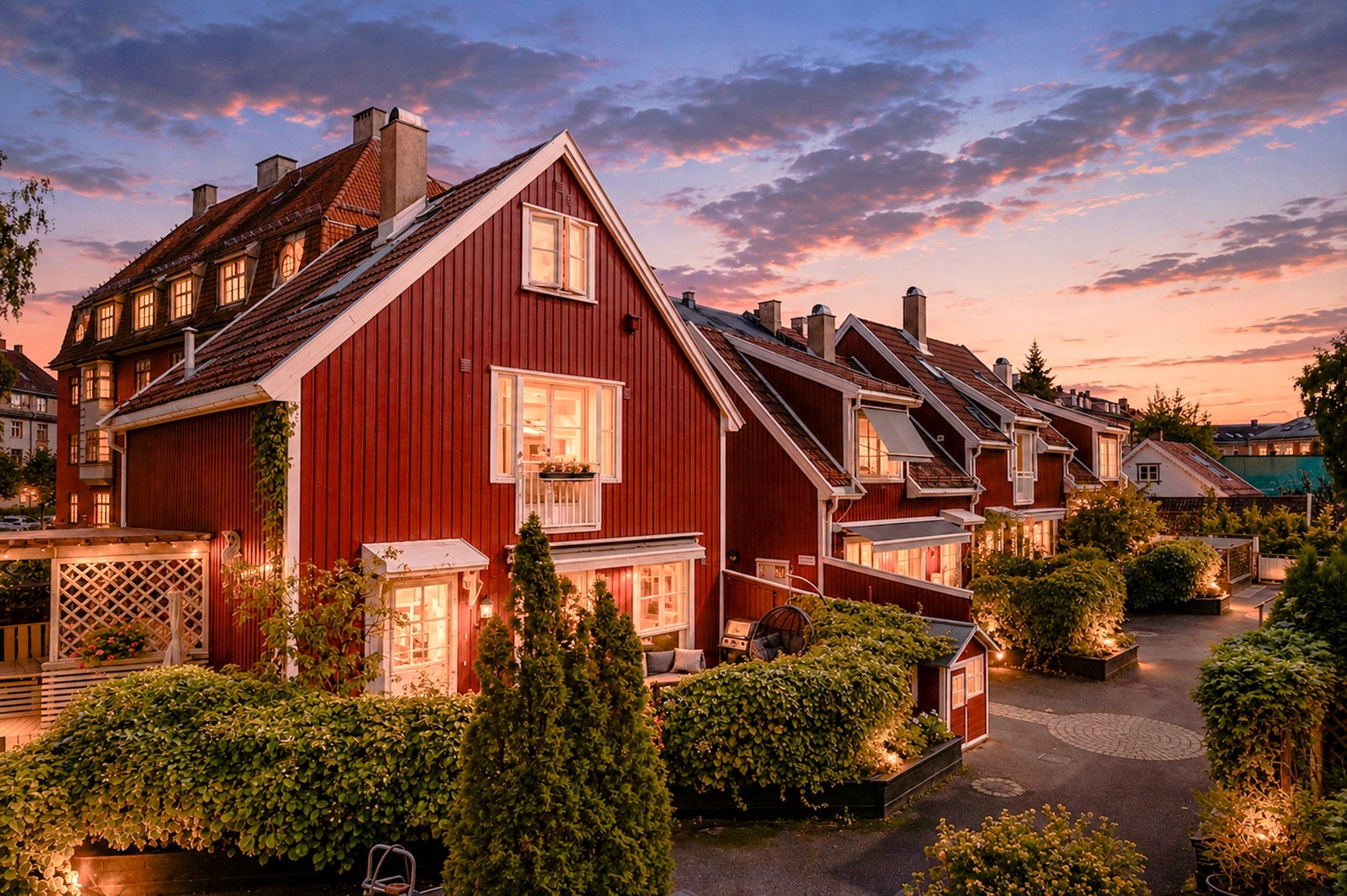 Kveldsbilde av fasaden Galleribilde