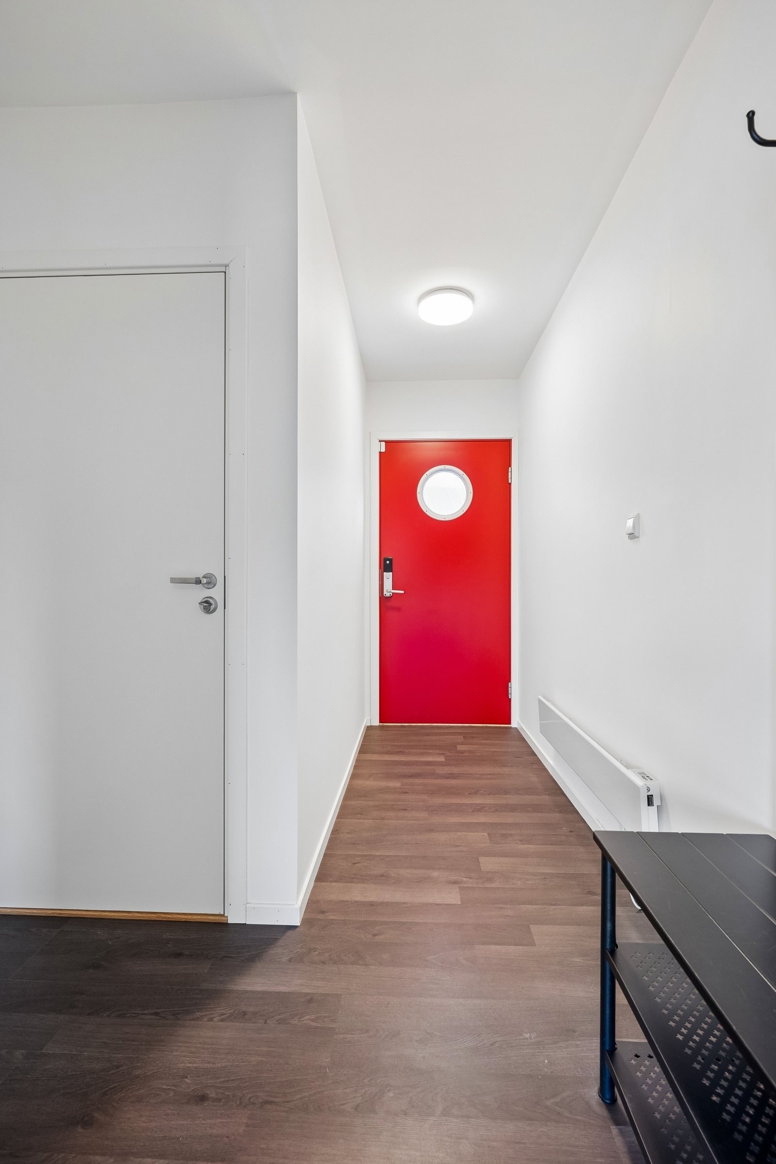 Innvendig gang, med god plass til sko og yttertøy. Galleribilde